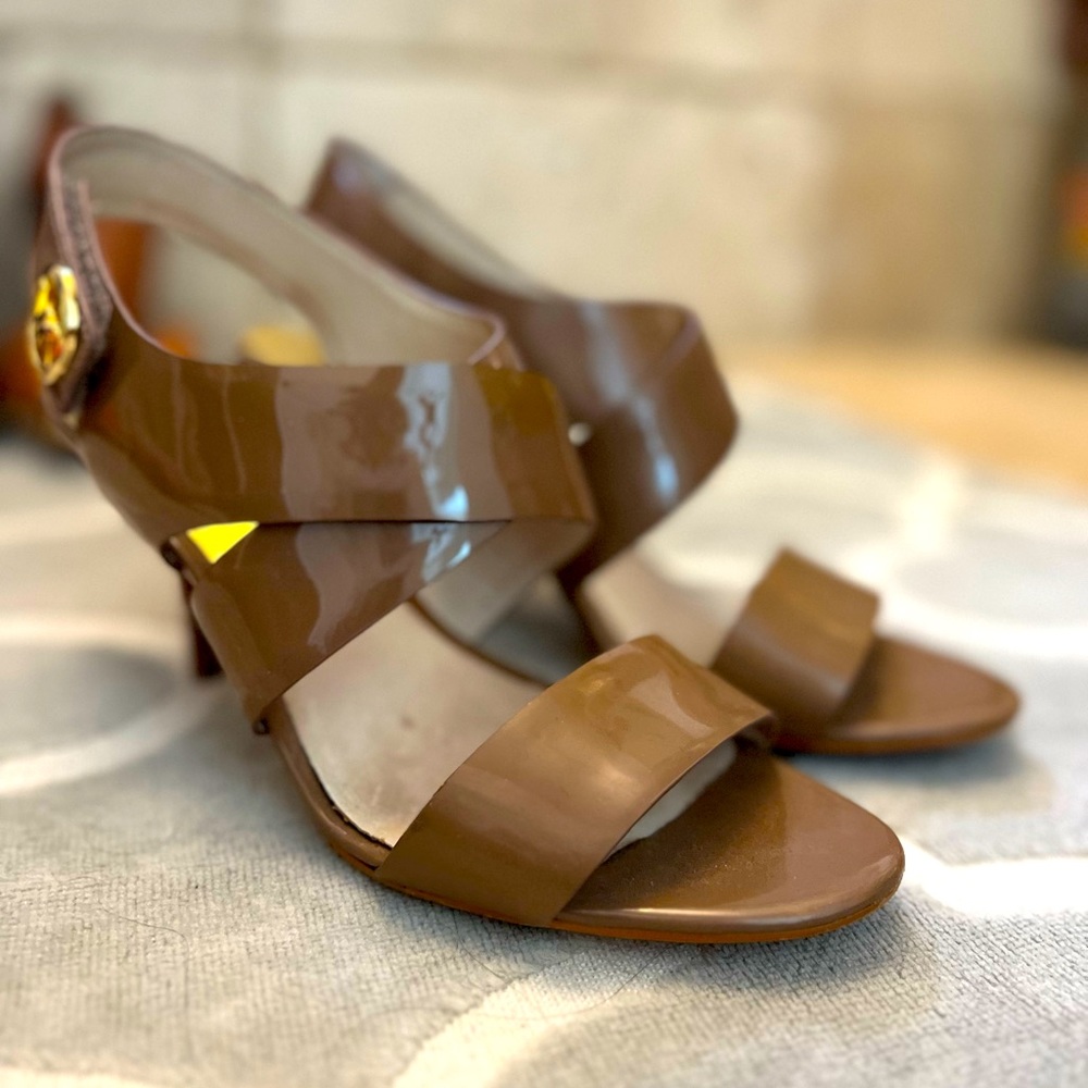 Michael Kors heels/ sandals nude Sz 8